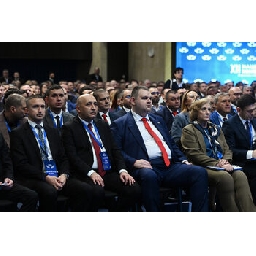 Кой-е-Радослав-Ревански-от-юрисконсулт-в-ДПС-до-сивия-кардинал-на-Пеевски