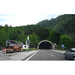 Перфектната-буря-на-трафика-в-Северна-България-и-един-ремонт-за-който-до-вчера-МРРБ-нехаеше