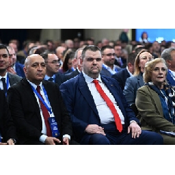 Полицията-отведе-и-кмета-на-Кърджали-Ерол-Мюмюн
