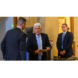Според-Стоянов-резолюцията-на-Европейския-парламент-е-атака-срещу-правителството