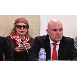 Колтуклиева-е-настанена-в-частната-болница-Света-София