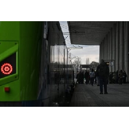 Спряно-е-движението-на-влакове-през-централната-гара-на-София