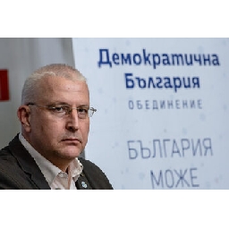 Светослав-Малинов-Ако-Гюров-спечели-изборите-Радев-няма-да-изкара-цял-мандат