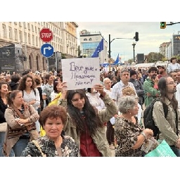 Над-хиляда-души-излязоха-на-протест-в-София-с-искане-за-оставка-на-правителството