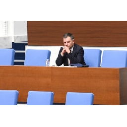 Министърът-на-правосъдието-видя-индикации-за-прегрупиране-в-кабинета-на-Сарафов