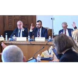 Комисията-по-образованието-решава-за-предмет-добродетели-и-религии-в-училище