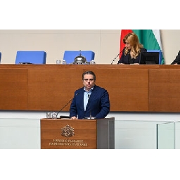 Асен-Василев-Цялата-икономическа-политика-на-кабинета-ни-блъска-към-рецесия