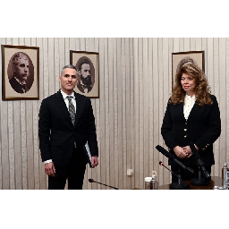 Алфа-рисърч-Сигурен-балотаж-между-Йотова-и-Гюров-слабата-активност-може-да-донесе-изненади