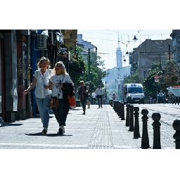 Максималните-температури-днес-ще-са-почти-летни