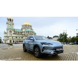 Тест-драйв-BYD-SEAL-U-DM-i-интелигентният-мост-между-два-свята
