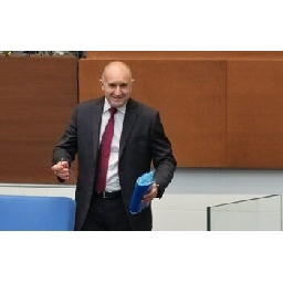 Цитат-на-деня-Мислех-че-имам-въображение-но-след-Вас-се-чувствам-нещастен