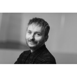 Паметта-е-единственото-което-мога-да-оставя-Стефан-Иванов-представя-първия-си-роман