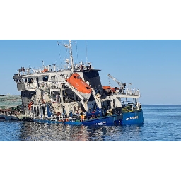 Бизнес-закуска-Удар-по-кораб-в-акваторията-на-НАТО-България-купува-зенитни-системи-за-1-139-млрд-евро-Минималната-заплата-може-да-е-660-евро