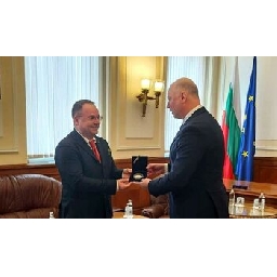 Пловдивското-висше-училище-освободи-професора-с-над-95-плагиатство